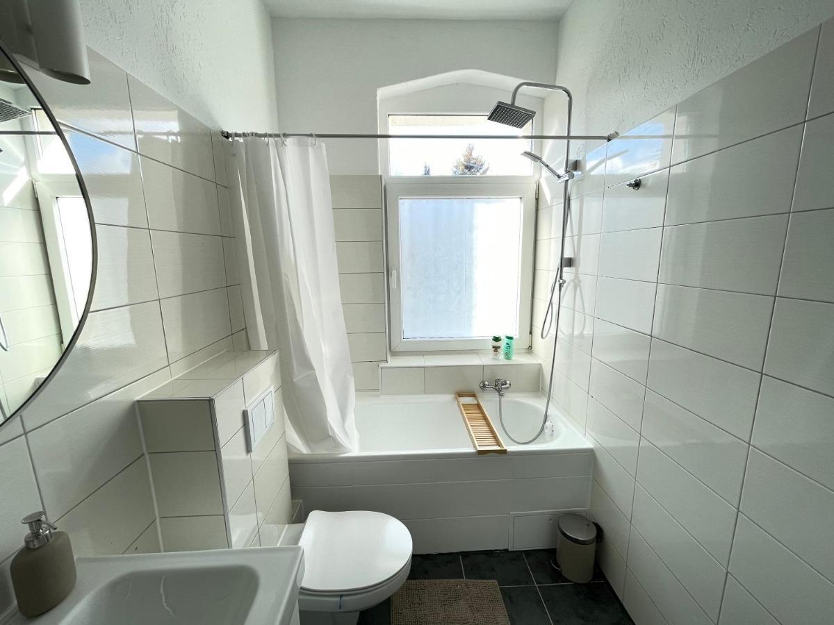 75Qm - 3 Rooms - Free Parking - Mallibase Apartments Hannover Exteriör bild